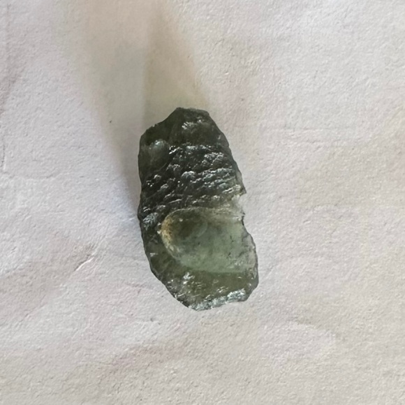 Raw Moldavite Stone from Czech Republic 1 Gram Authentic Metaphysical Spiritual - Picture 4 of 15